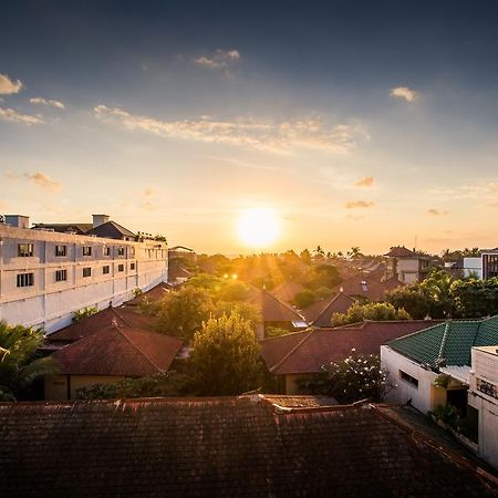 Kuta Reef Apartments Exteriör bild